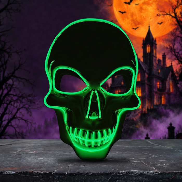 Halloween glow-in-the-dark masks — Hallowicked hero (SUPRRDS00068)