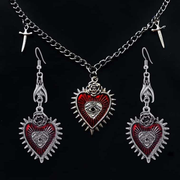 Halloween Gothic Jewelry Set - Heart Necklace and Earrings - Alloy