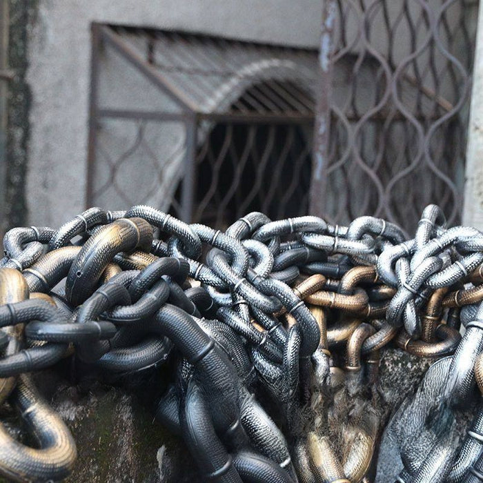Halloween Plastic Chain Prop for Costumes and Decorations