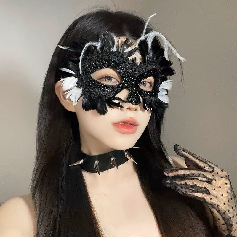 Halloween Anime Half-Face Mask - Plastic