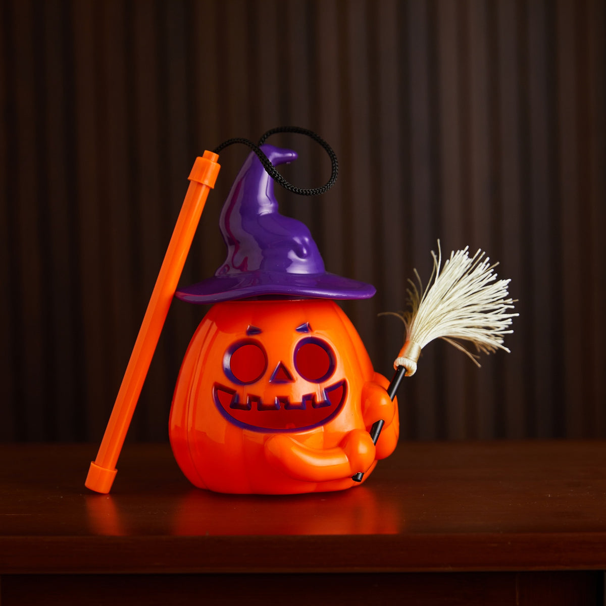 Halloween Portable Light-Up Pumpkin Lantern - Plastic