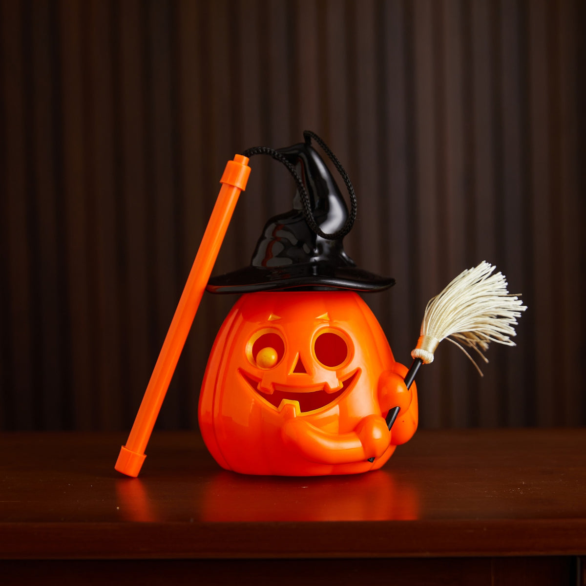 Halloween Portable Light-Up Pumpkin Lantern - Plastic