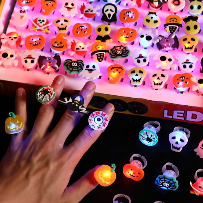 Halloween Light-Up Pumpkin Ring