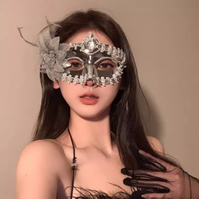 Halloween Anime Half-Face Mask - Plastic