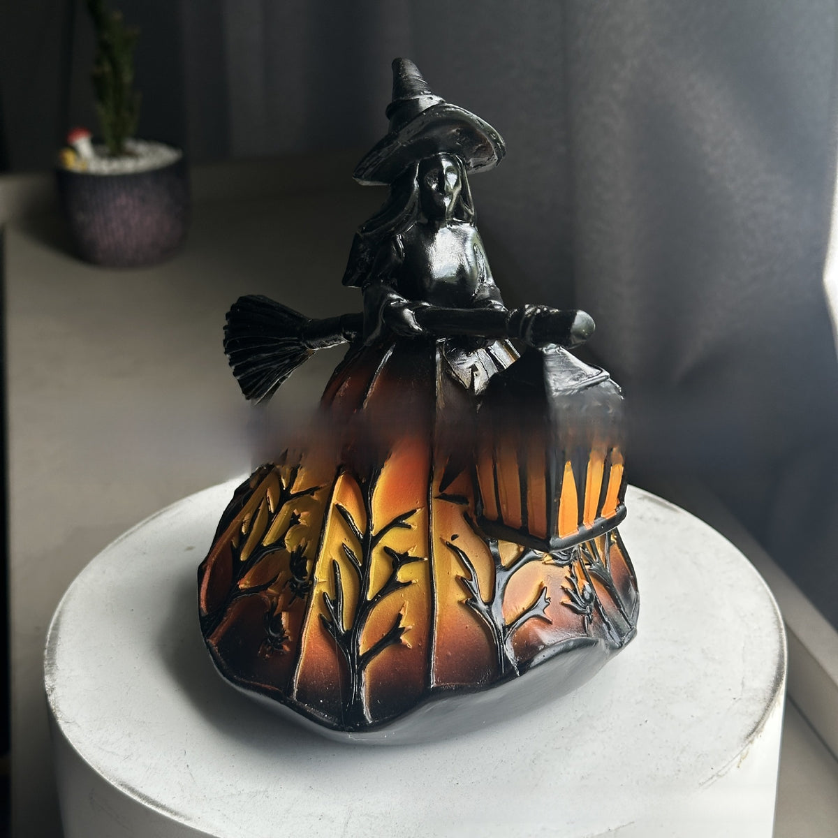 Halloween Gothic Witch Lights - Resin