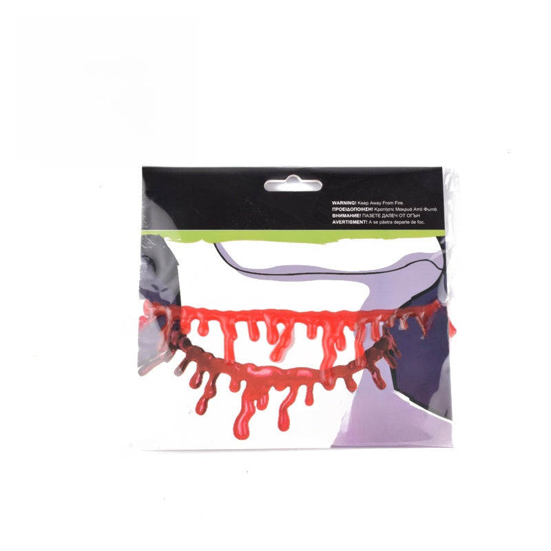 Halloween Fake Bleeding Necklace - Plastic