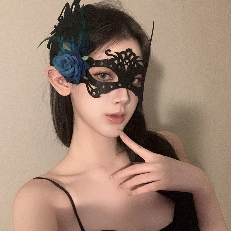 Halloween Anime Half-Face Mask - Plastic